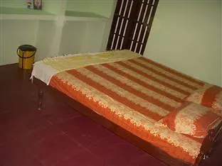 Backwater Heritage Homestay Kottayam